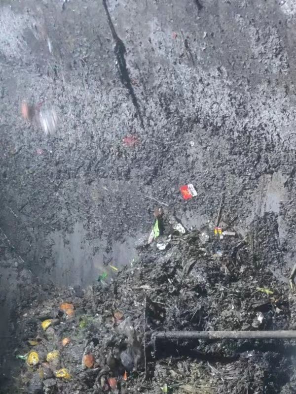 高港污水池清理