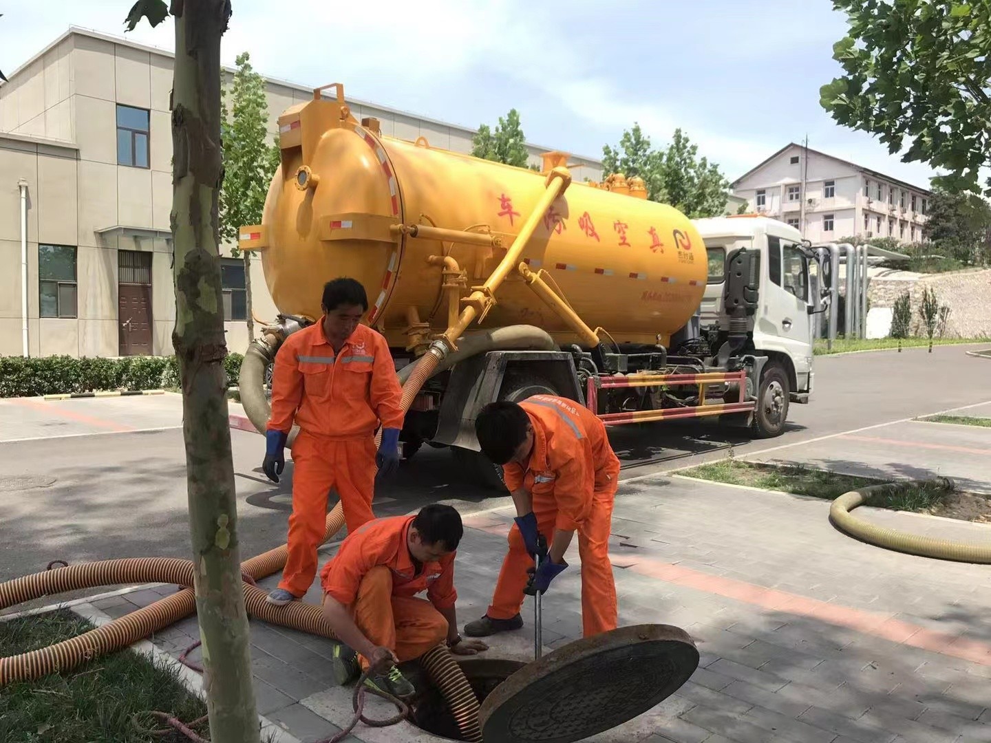 高港化粪池清理与5-8吨吸粪车施工效率分析